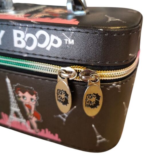 Betty Boop In Paris Black Pink Printed Hardcase Make Up Carrying Case NWT - Picture 5 of 12